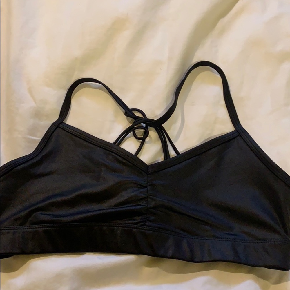 Alo sports bra